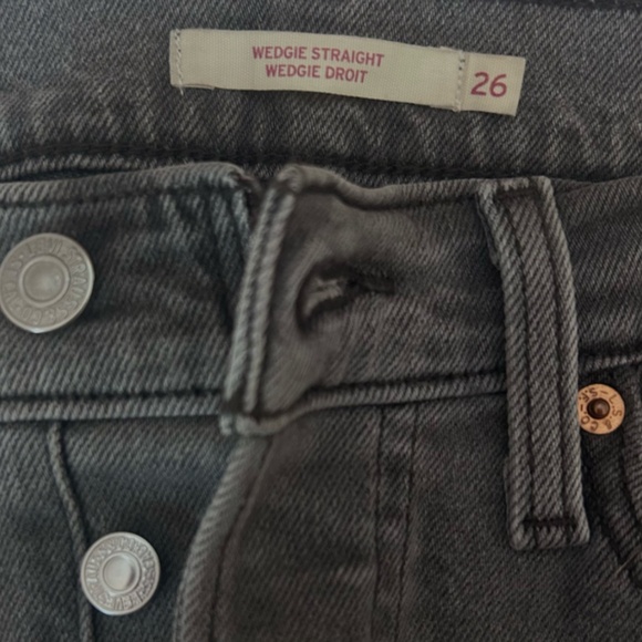 Levi's Jeans - Picture 3 of 5